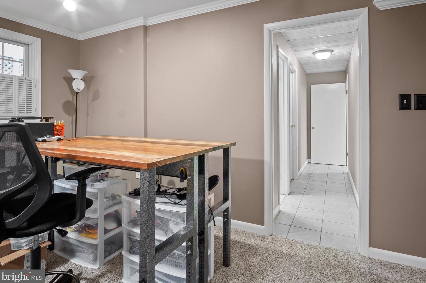 1857 Abbotsford Dr, Vienna VA  22182-3302 exterior