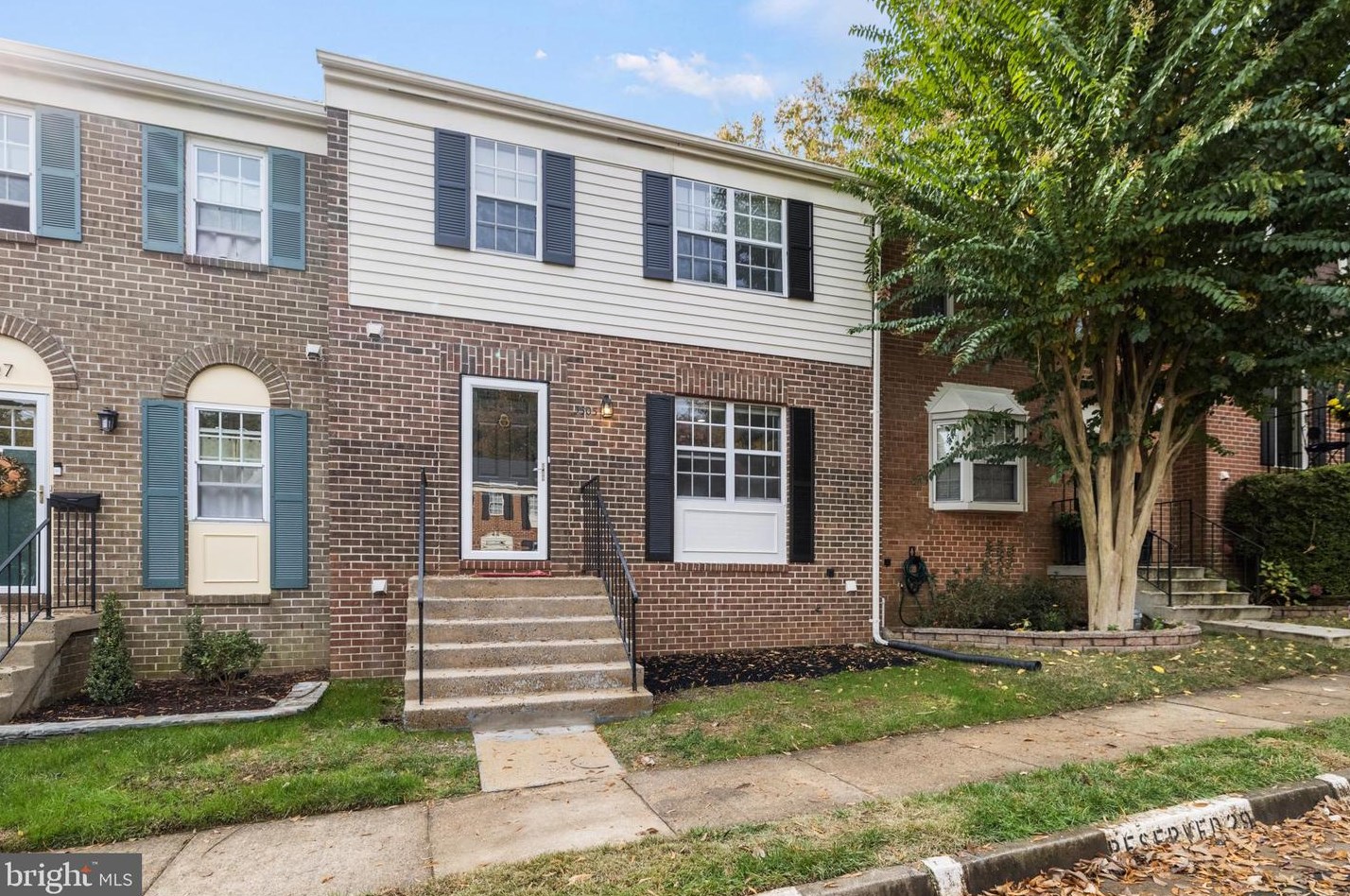 5505 Winford Ct, Fairfax, VA 22032-4014