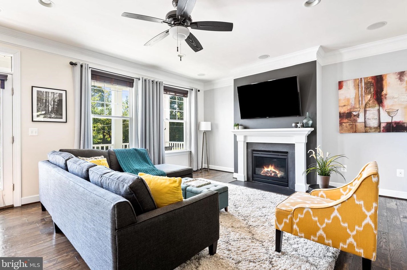 10294 Greenspire Dr, Vienna, VA 22124-2666