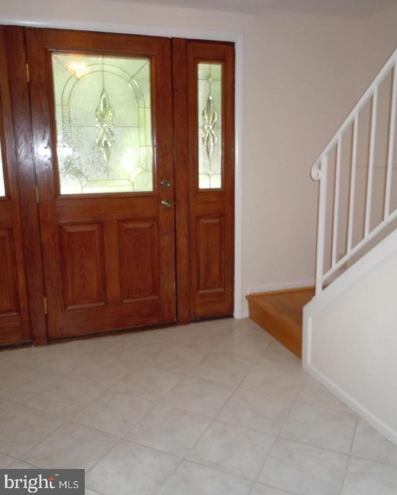 104 Patrick St Sw, Vienna, VA 22180