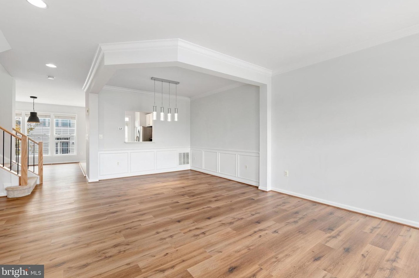 5684 Faircloth Ct, Centreville VA  20120-1989 exterior