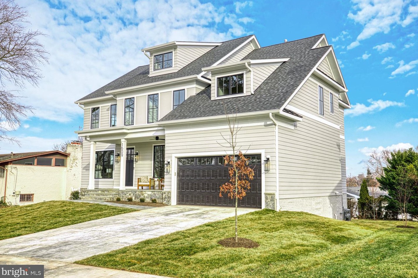 1609 Woodmoor Ln, Mc Lean, VA 22101