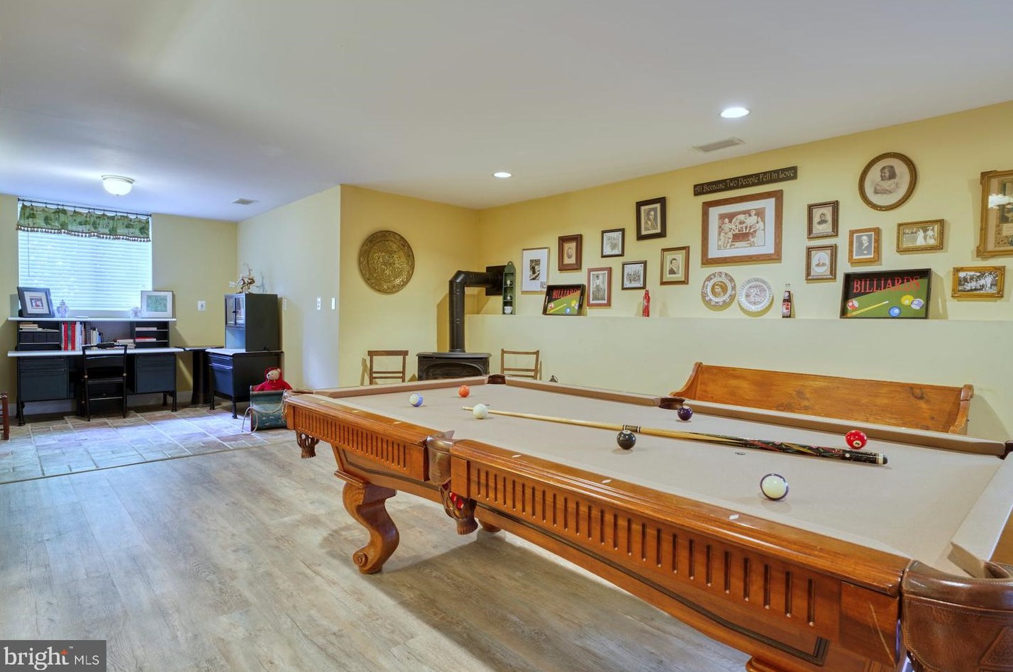 234 Moore Ave, Vienna VA 22180-5845 exterior