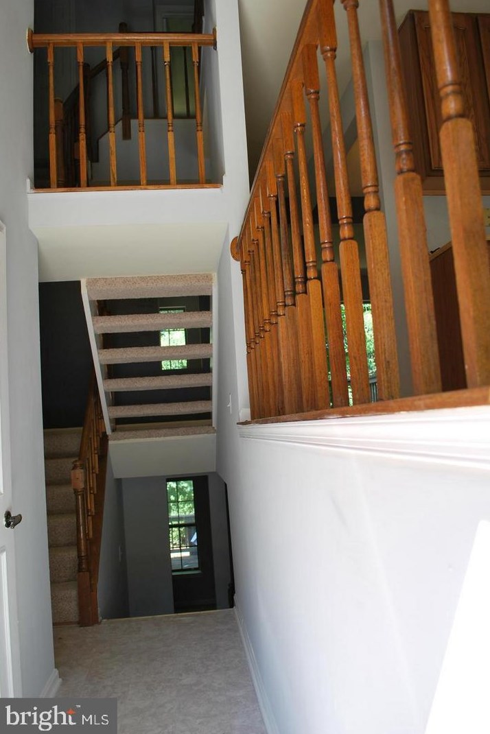 5735 Burke Towne Ct, Springfield, VA 22015