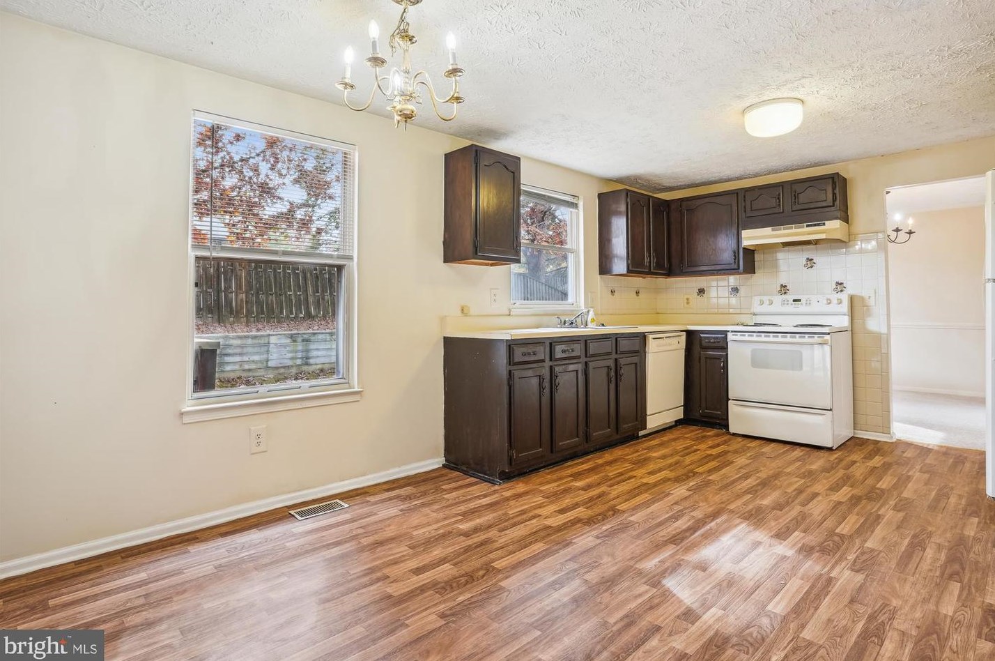 7663 Summerhill, Lorton, VA 22079