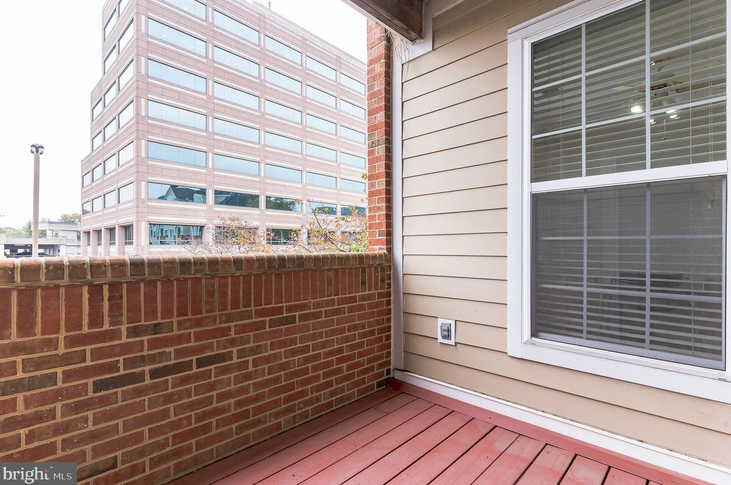 2700 Bellforest Ct, Vienna VA  22180-7324 exterior