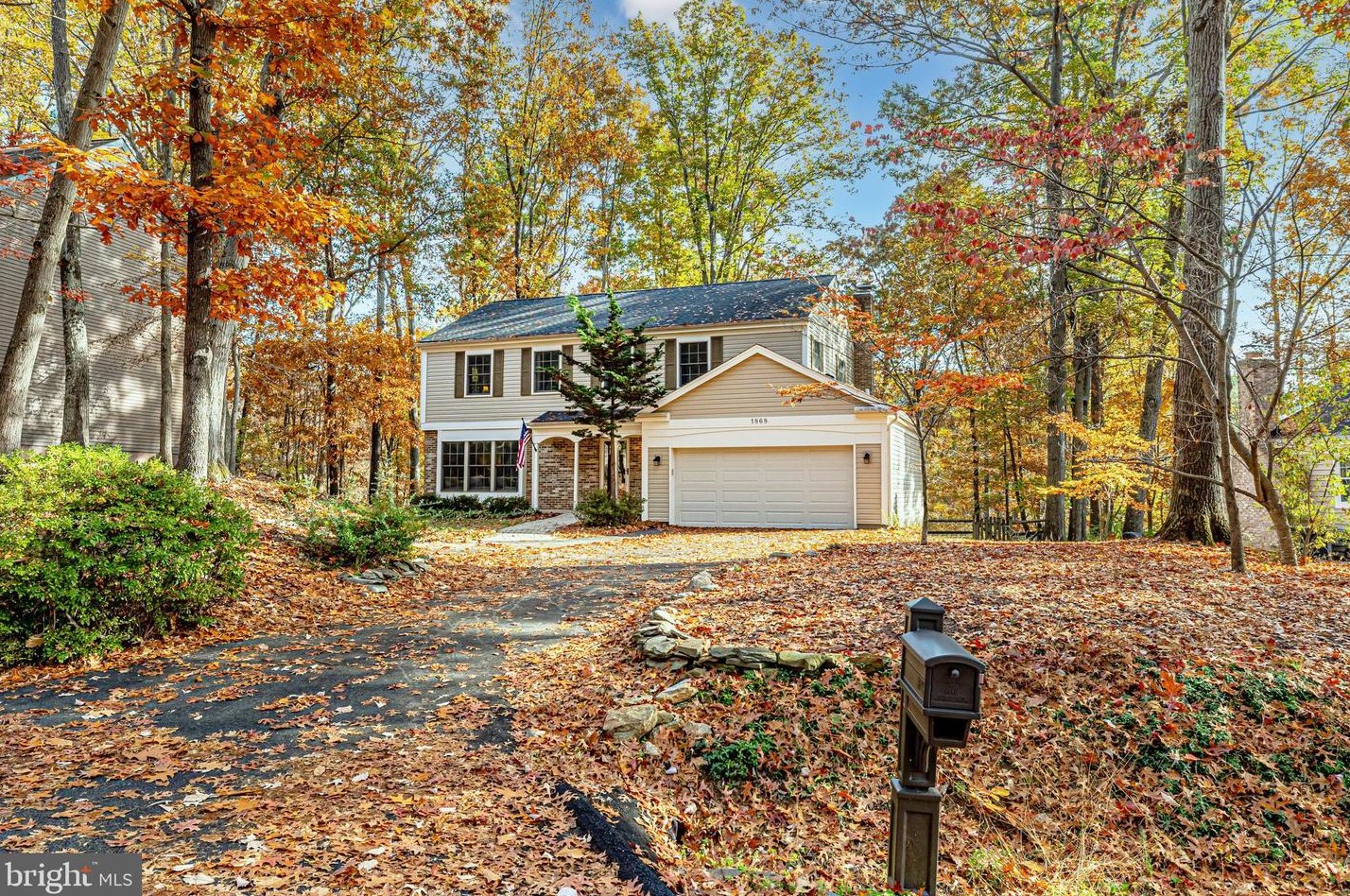 1868 Post Oak Trail, Herndon, VA 20191