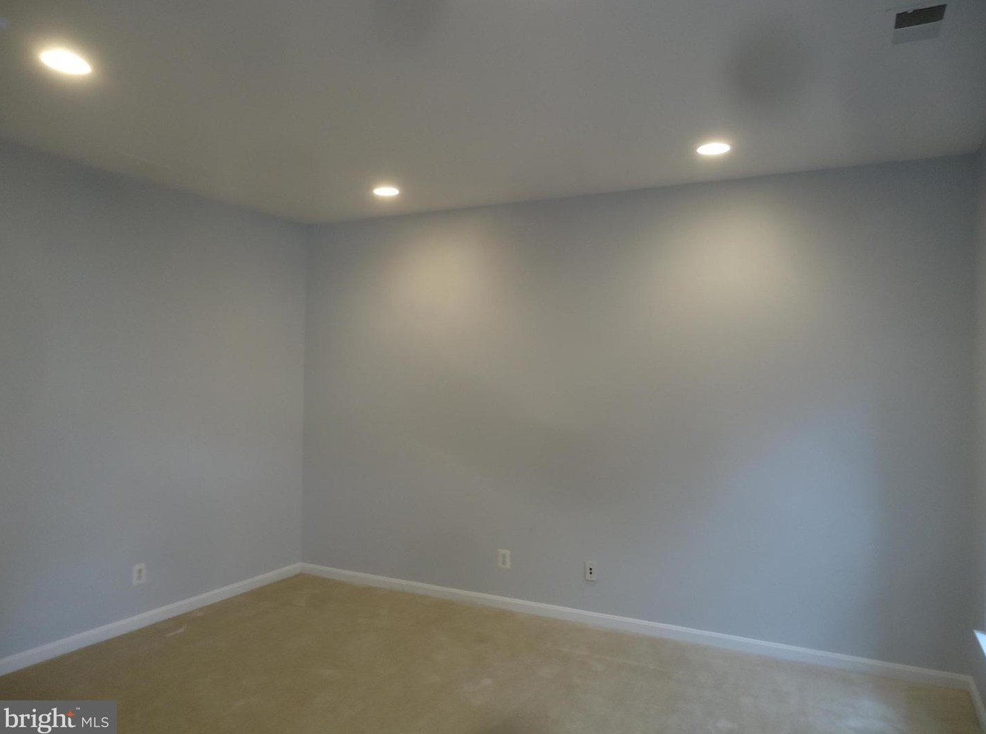 5005 Cool Fountain Ln, Centreville, VA 20120