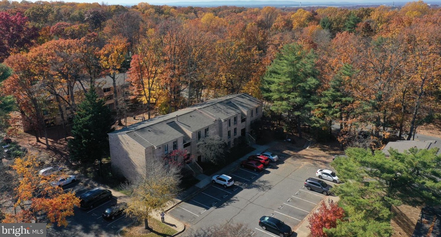 2320 Freetown Ct #21c, Herndon, VA 20191