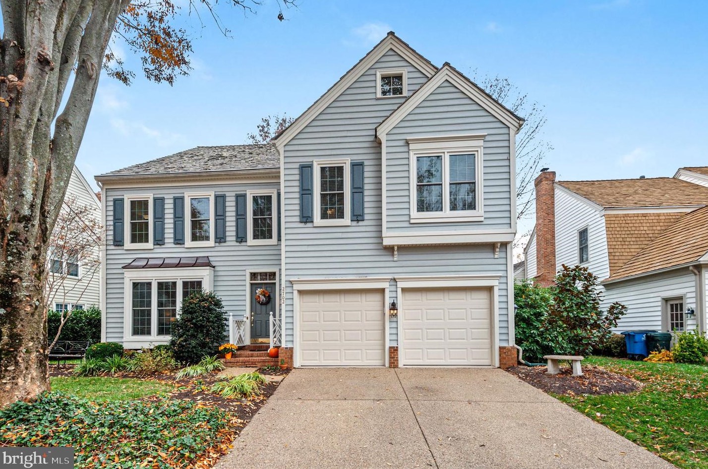 2702 Courthouse Oaks Rd, Vienna, VA 22181-6092
