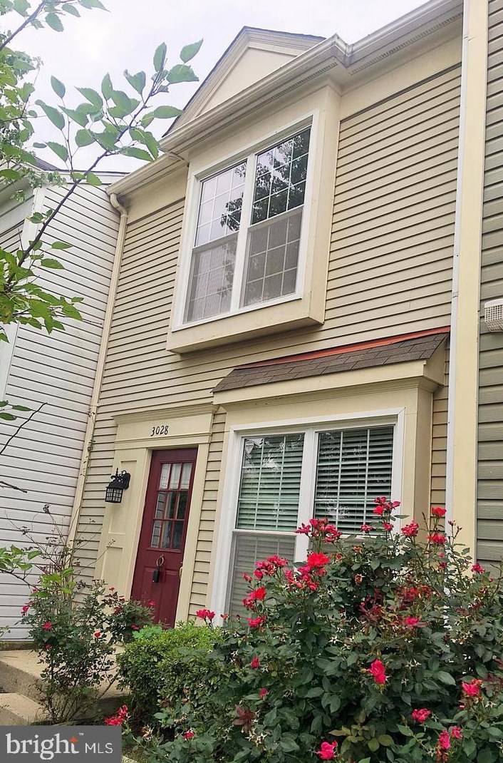 3028 Mcmaster Ct, Herndon, VA 20171