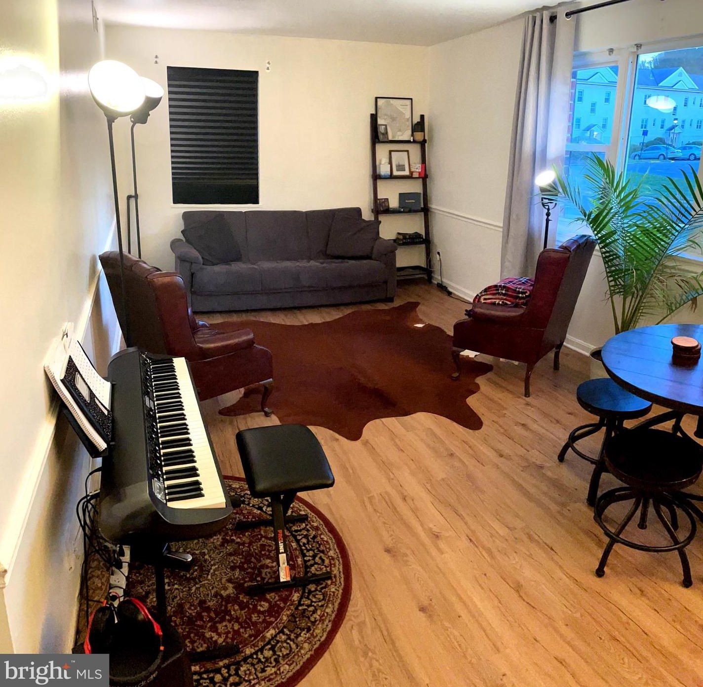 6180 Greenwood Dr Apt 102, Falls Church, VA 22044