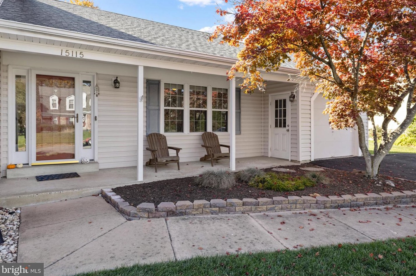 15115 Honsena Dr, Centreville, VA 20120-1419