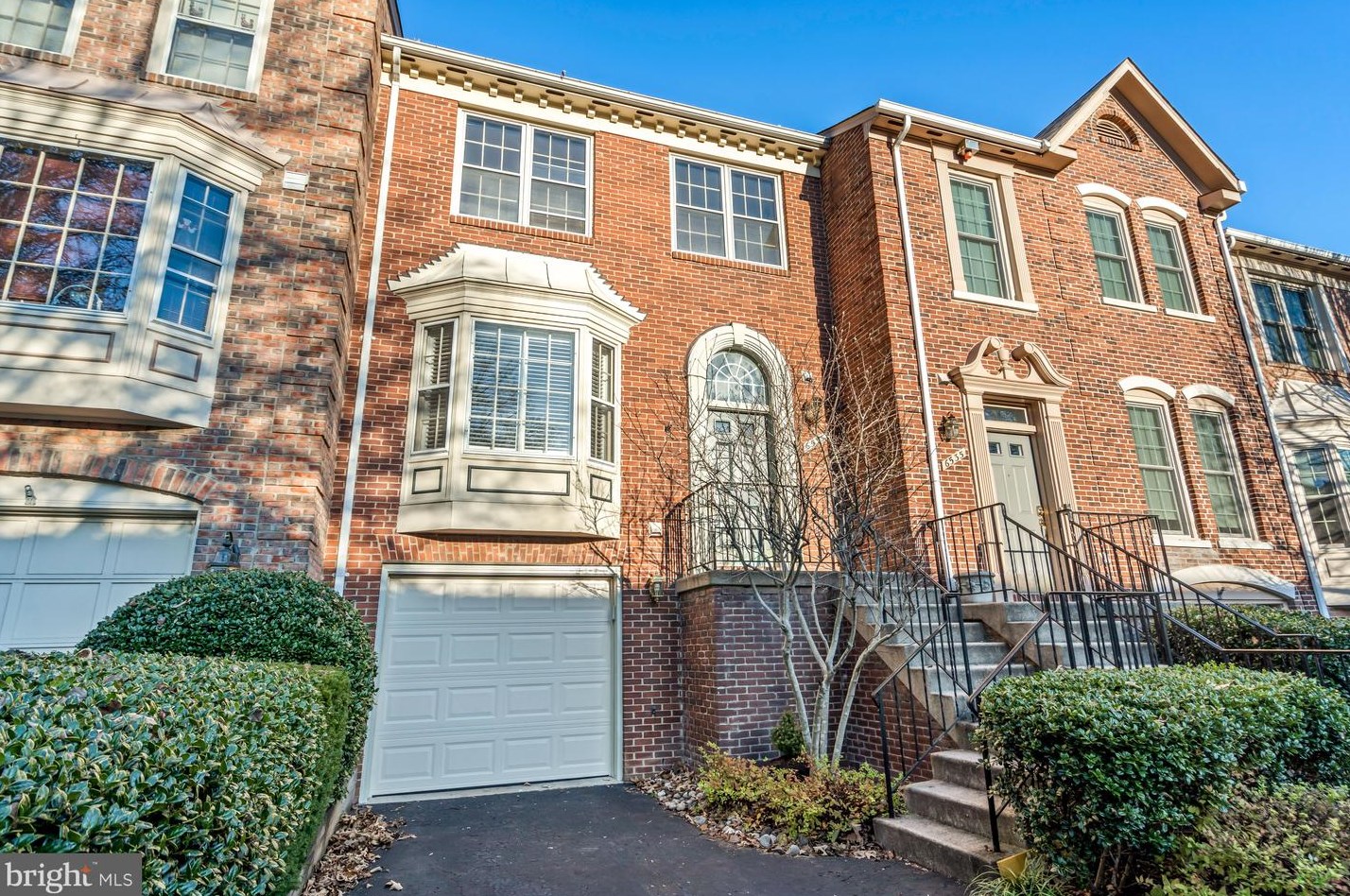 6533 Milva Ln, Springfield, VA 22150