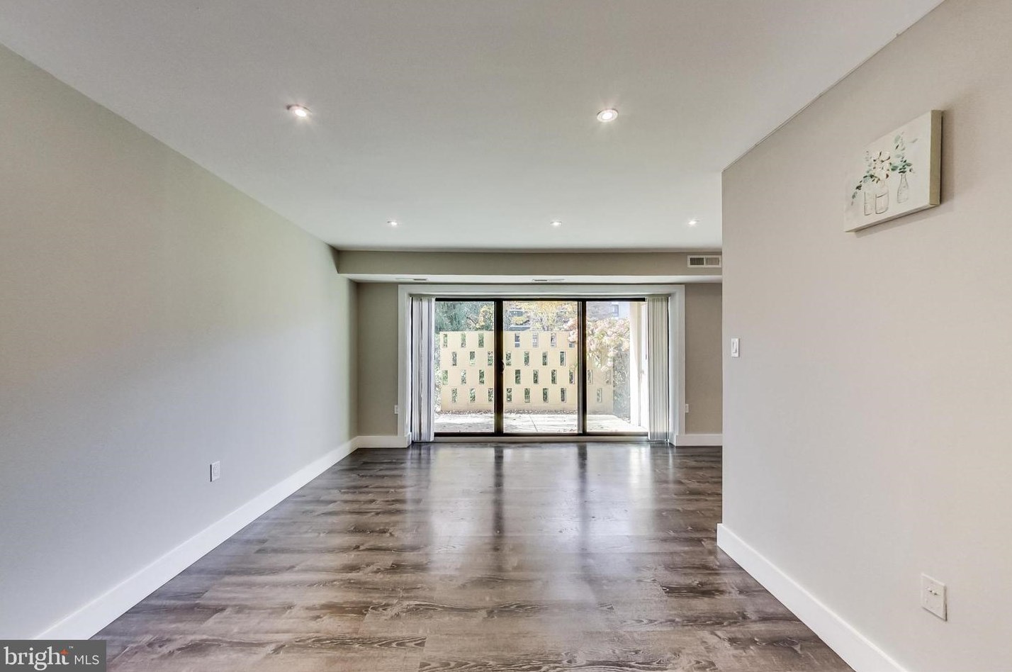 6133 Leesburg Pike #109, Falls Church, VA 22041
