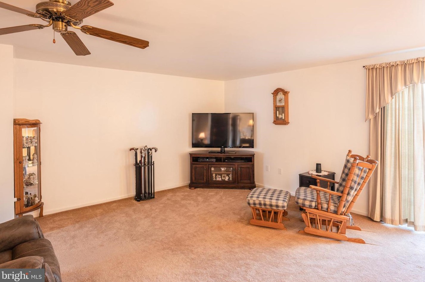 14428 Four Chimney Dr, Centreville, VA 20120
