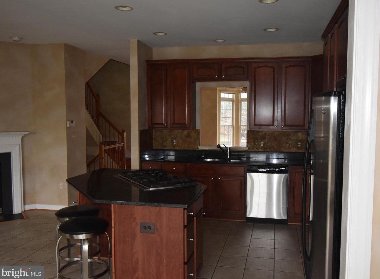 5331 Cupids Dart Dr, Centreville, VA 20120