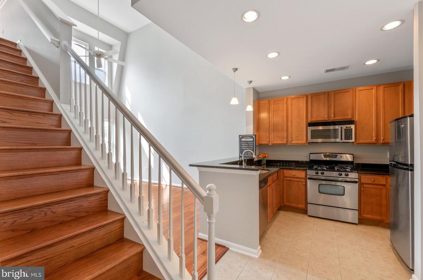 2655 Prosperity Ave Apt 404, Fairfax, VA 22031