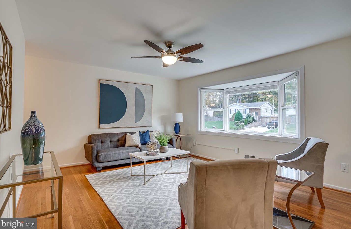 8905 Sylvania St, Lorton, VA 22079
