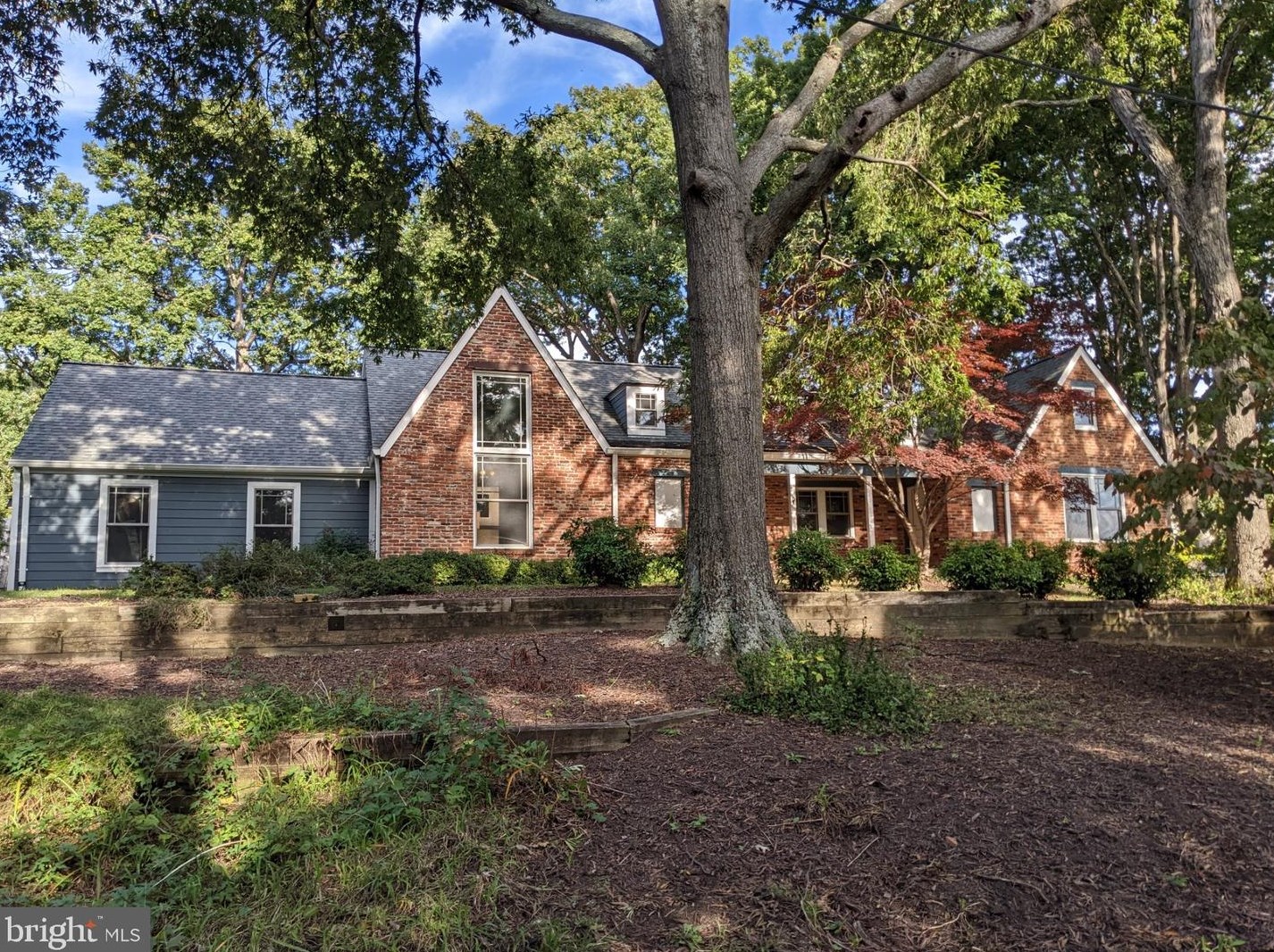 4941 Sunset Ln, Annandale, VA 22003