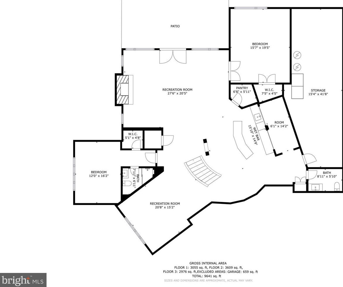 2035 Hunter Mill Rd, Vienna VA  22181-2836 exterior