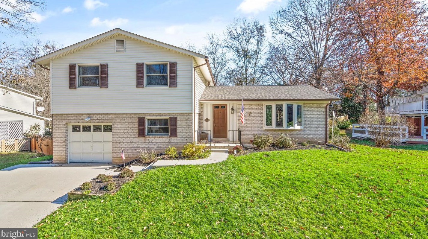 5127 Lavery Ct, Fairfax, VA 22032-2749