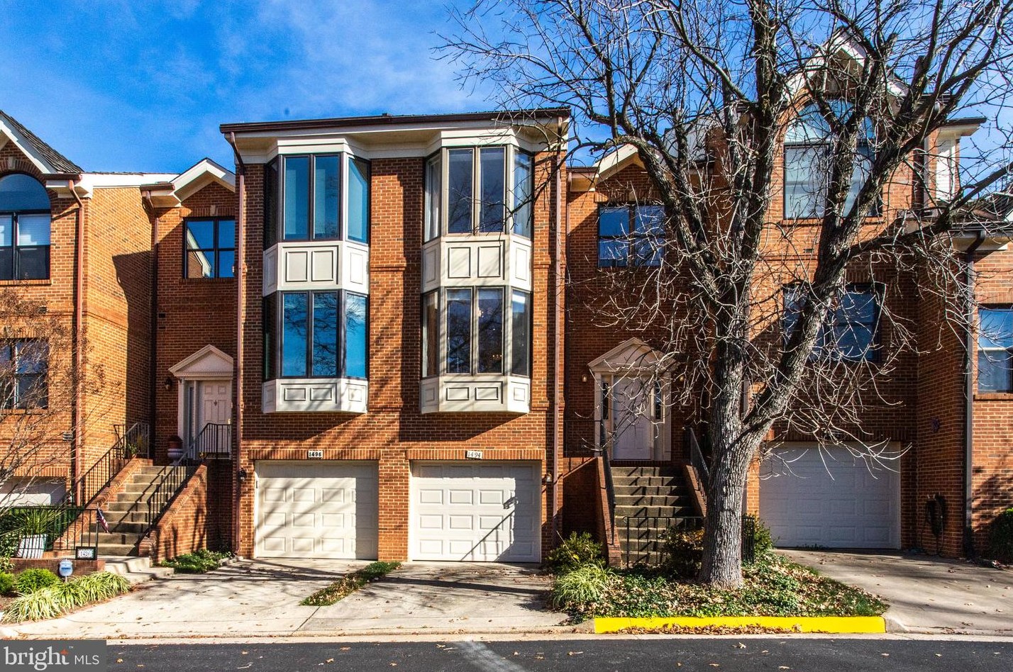 1494 Hampton Hill Cir, Mc Lean, VA 22101