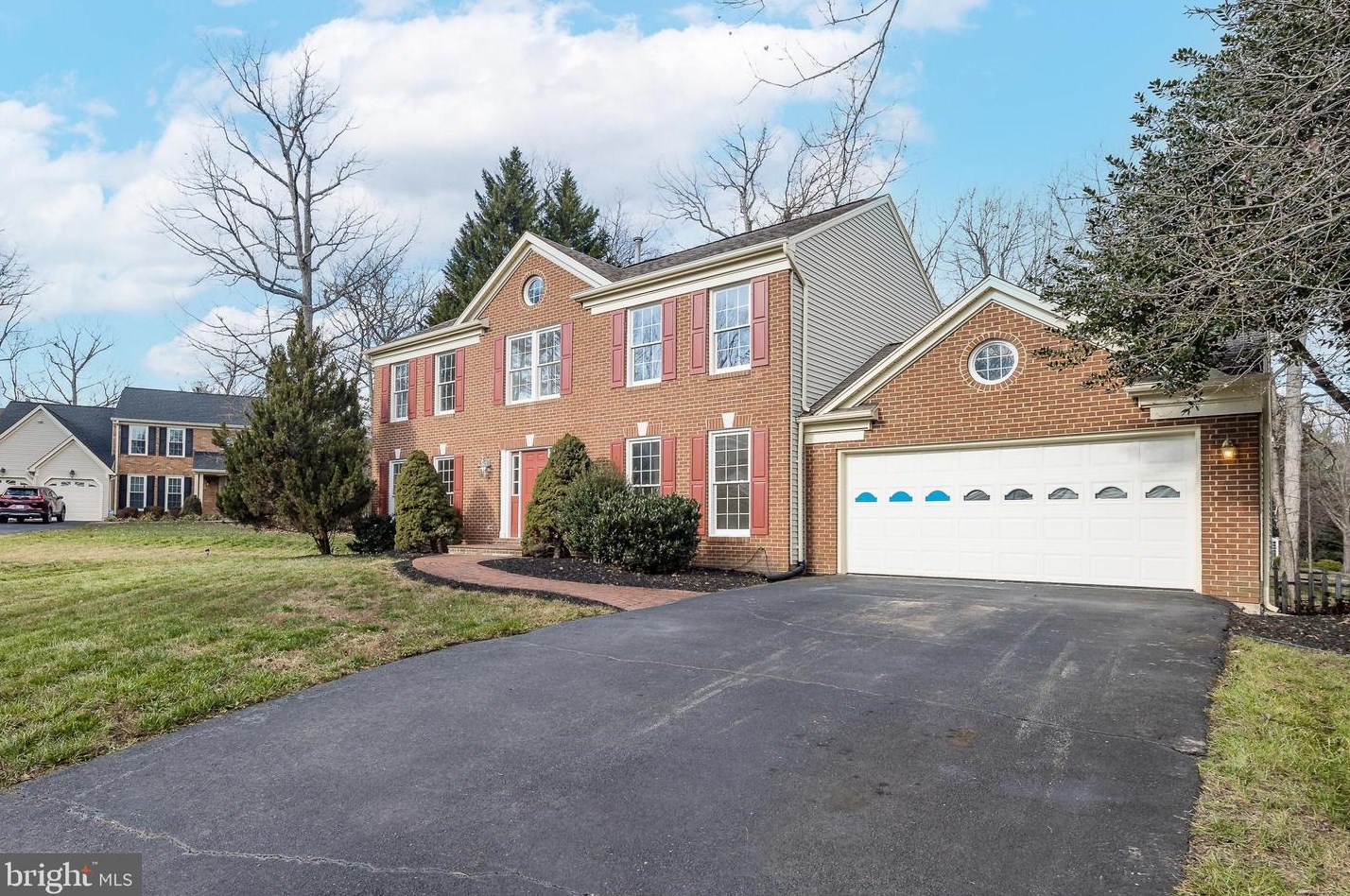9608 Lake Mist Ct, Fairfax, VA 22039-2677