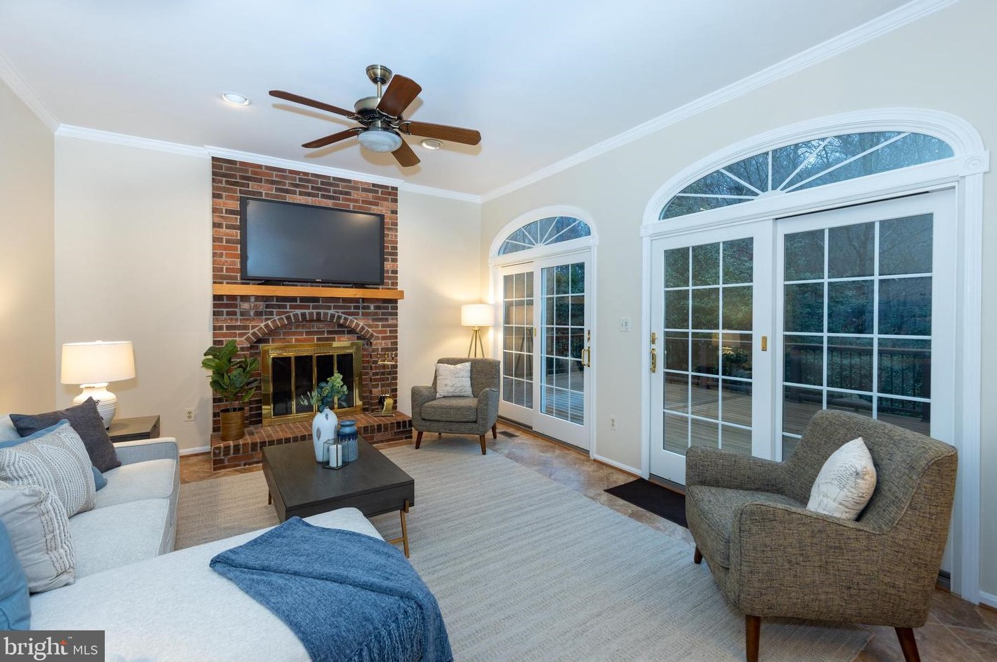 8913 Magnolia Ridge Rd, Fairfax, VA 22039-3021