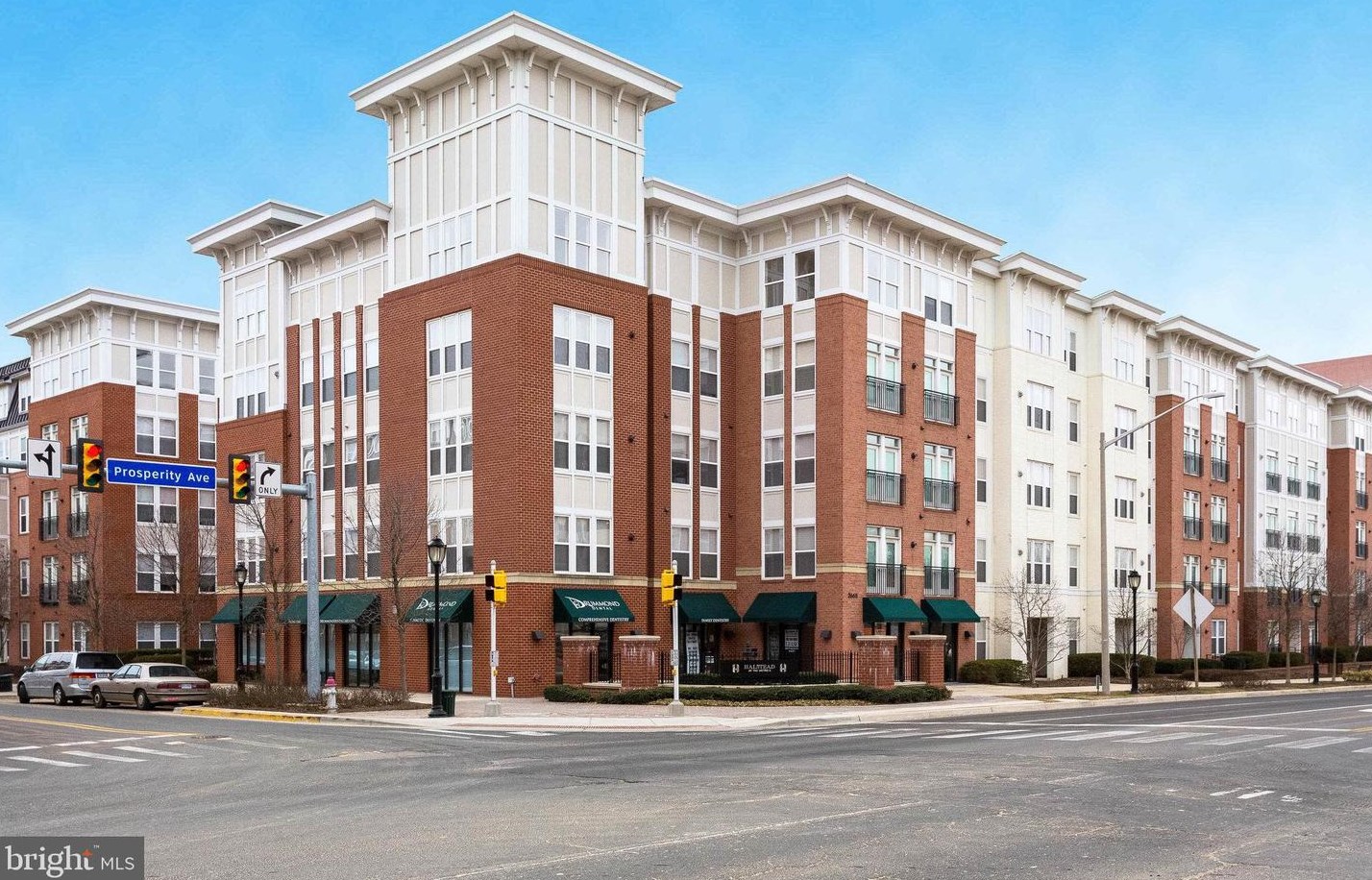 2665 Prosperity Ave #325, Fairfax, VA 22031