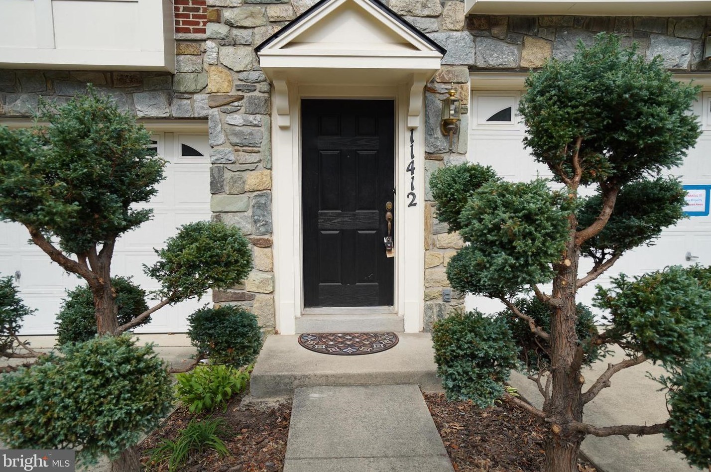 11412 Log Ridge Dr, Fairfax, VA 22030
