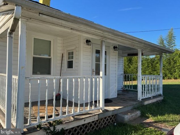 7102 Centreville Rd, Centreville, VA 20121