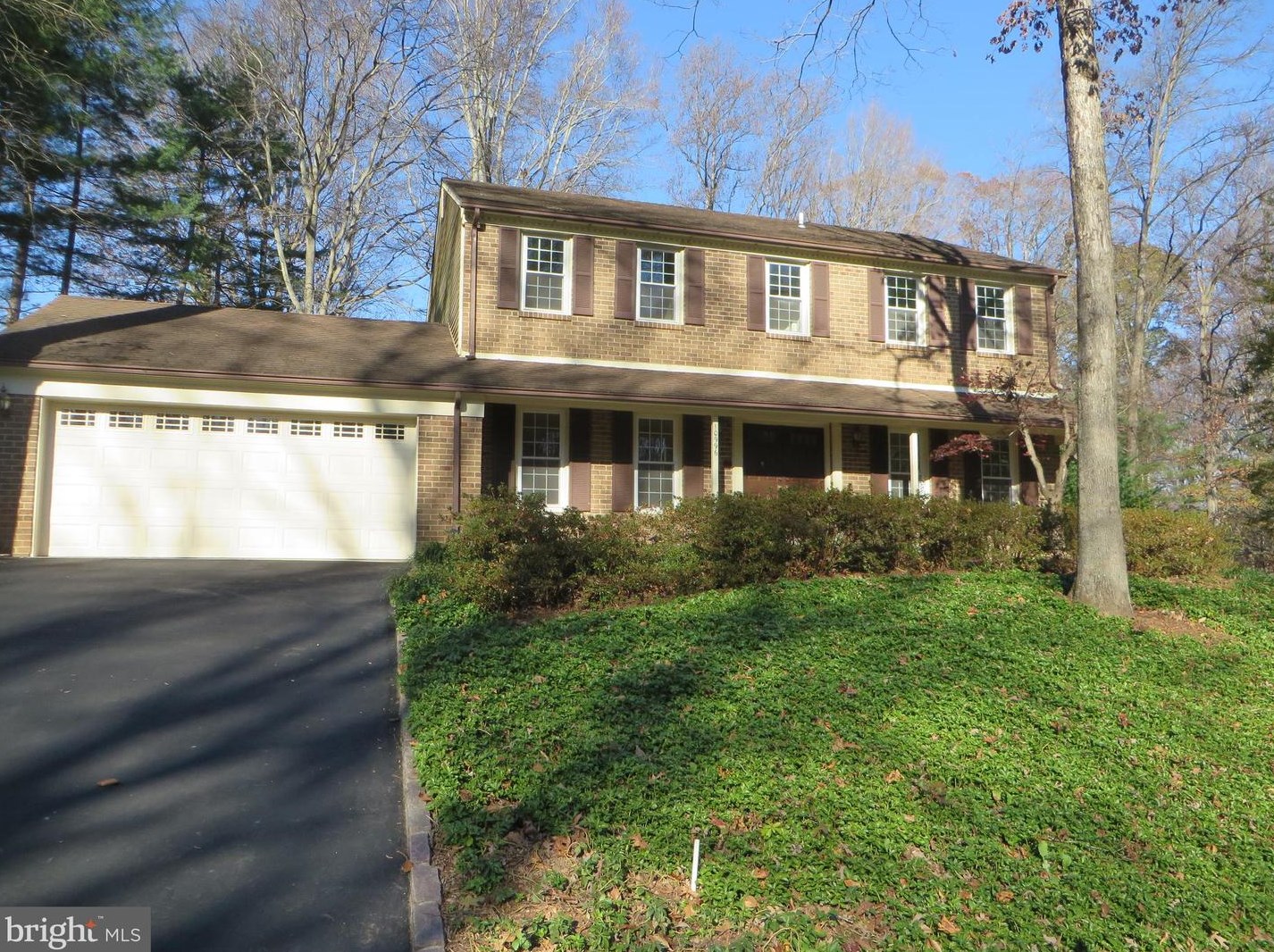 10996 Highridge St, Fairfax, VA 22039