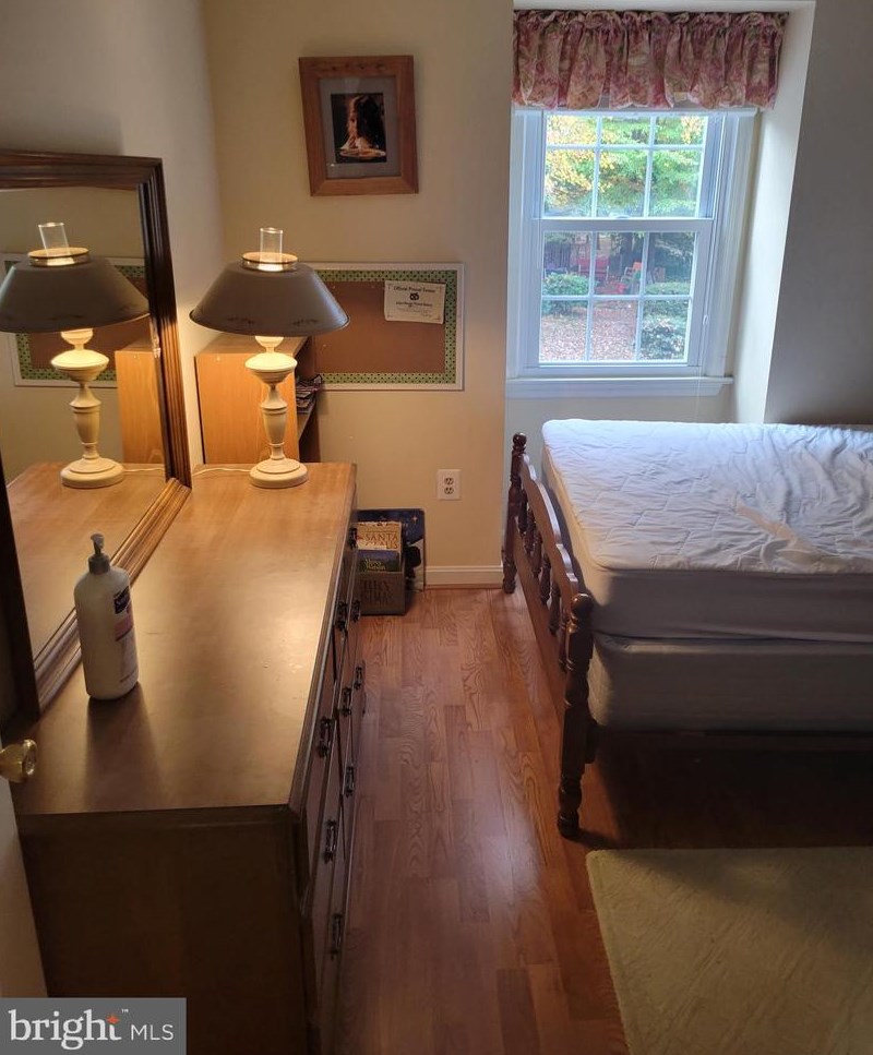 9801 Vertain Ct, Fairfax, VA 22032