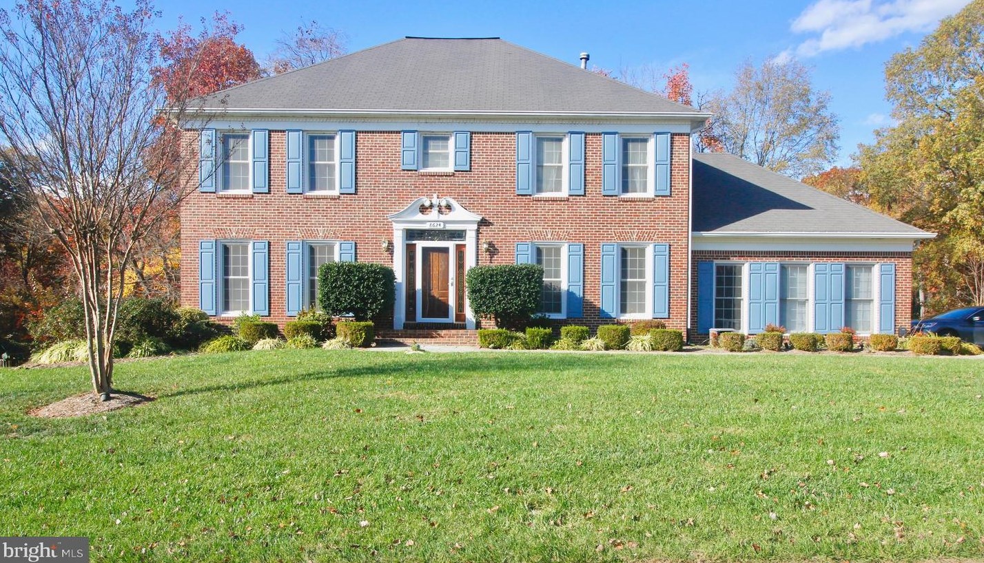 8624 Meadow Edge Ter, Fairfax, VA 22039-3349