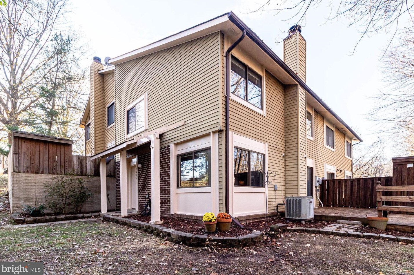 5602 Summer Oak Way, Springfield, VA 22015