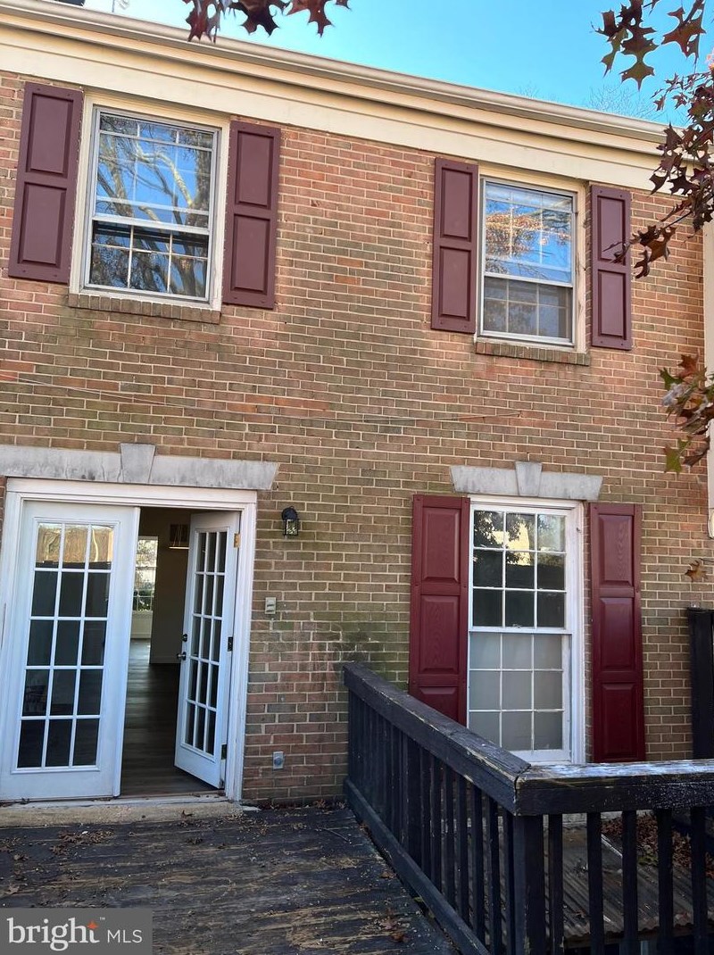 7248 Hillmead Ct, Springfield, VA 22150
