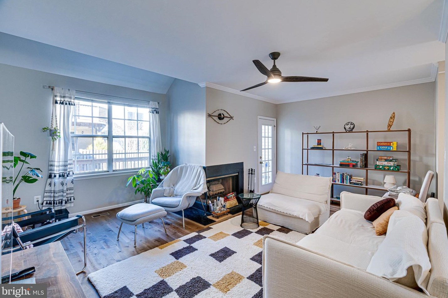 2102 Dominion Heights Ct, Falls Church, VA 22043