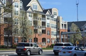 2720 Bellforest Ct #209, Vienna, VA 22180