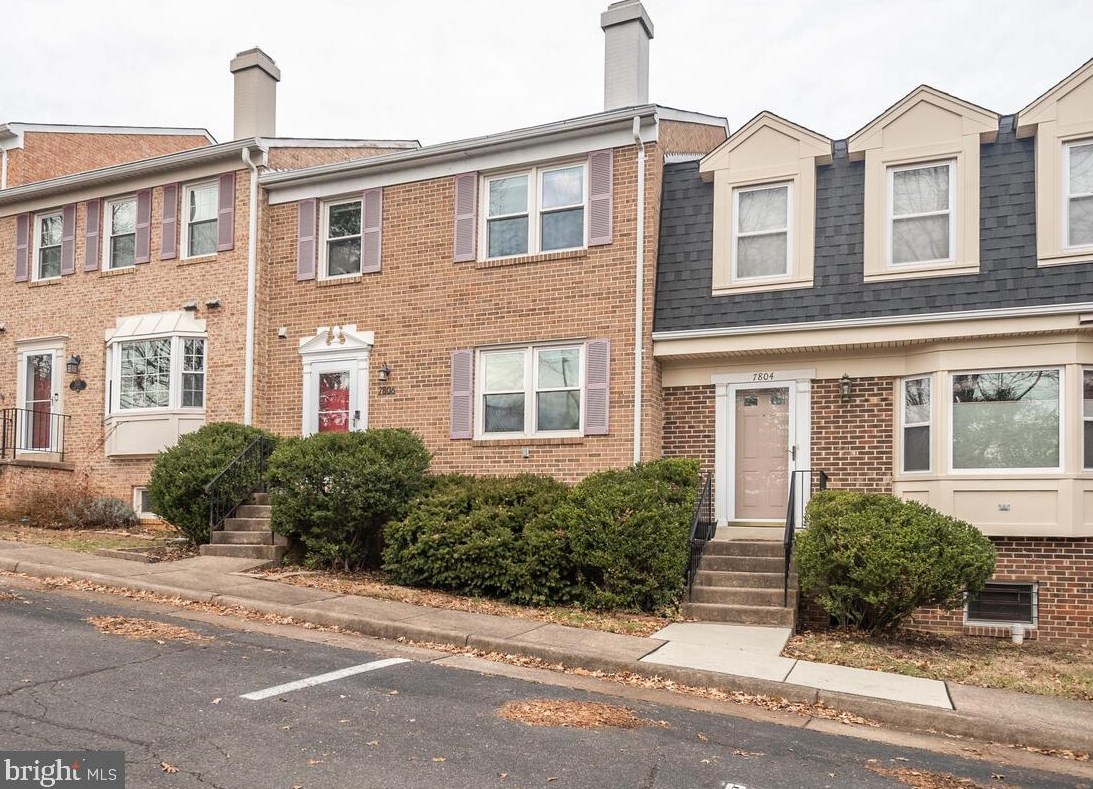 7806 Hyson Park Ct, Falls Church, VA 22043