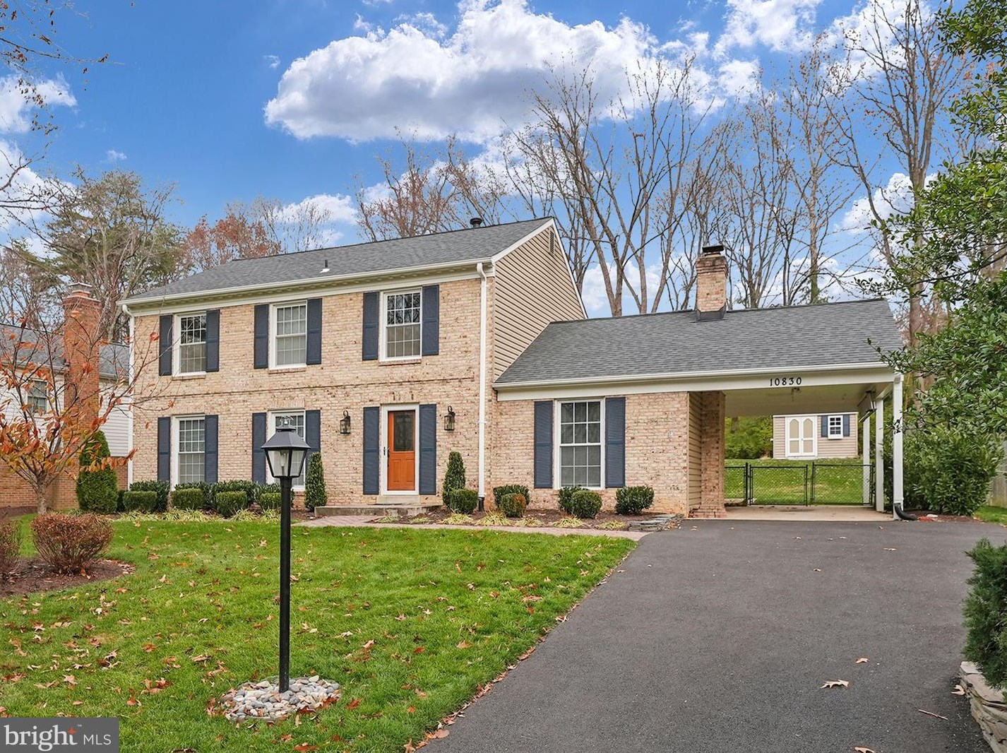 10830 Paynes Church Dr, Fairfax, VA 22032-2916
