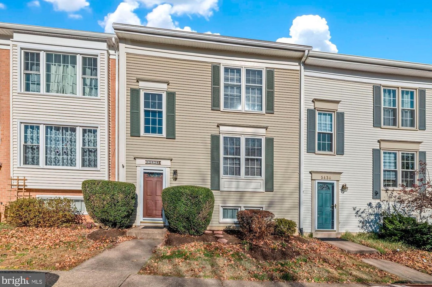 5434 Crows Nest Ct, Fairfax, VA 22032-3302