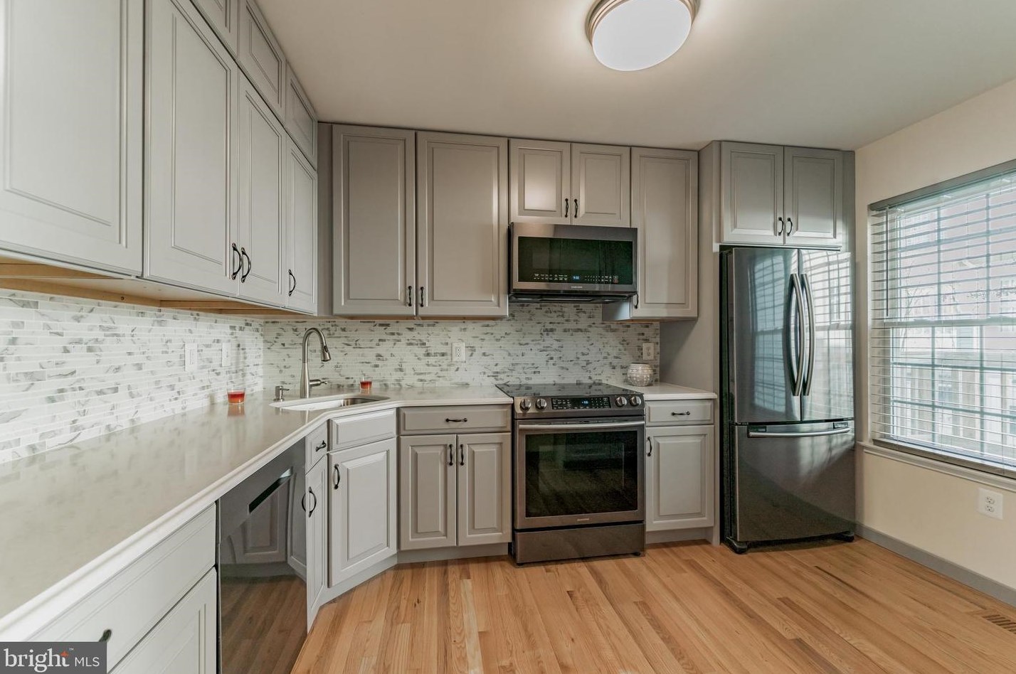 2418 Ridgehampton Ct, Herndon, VA 20191