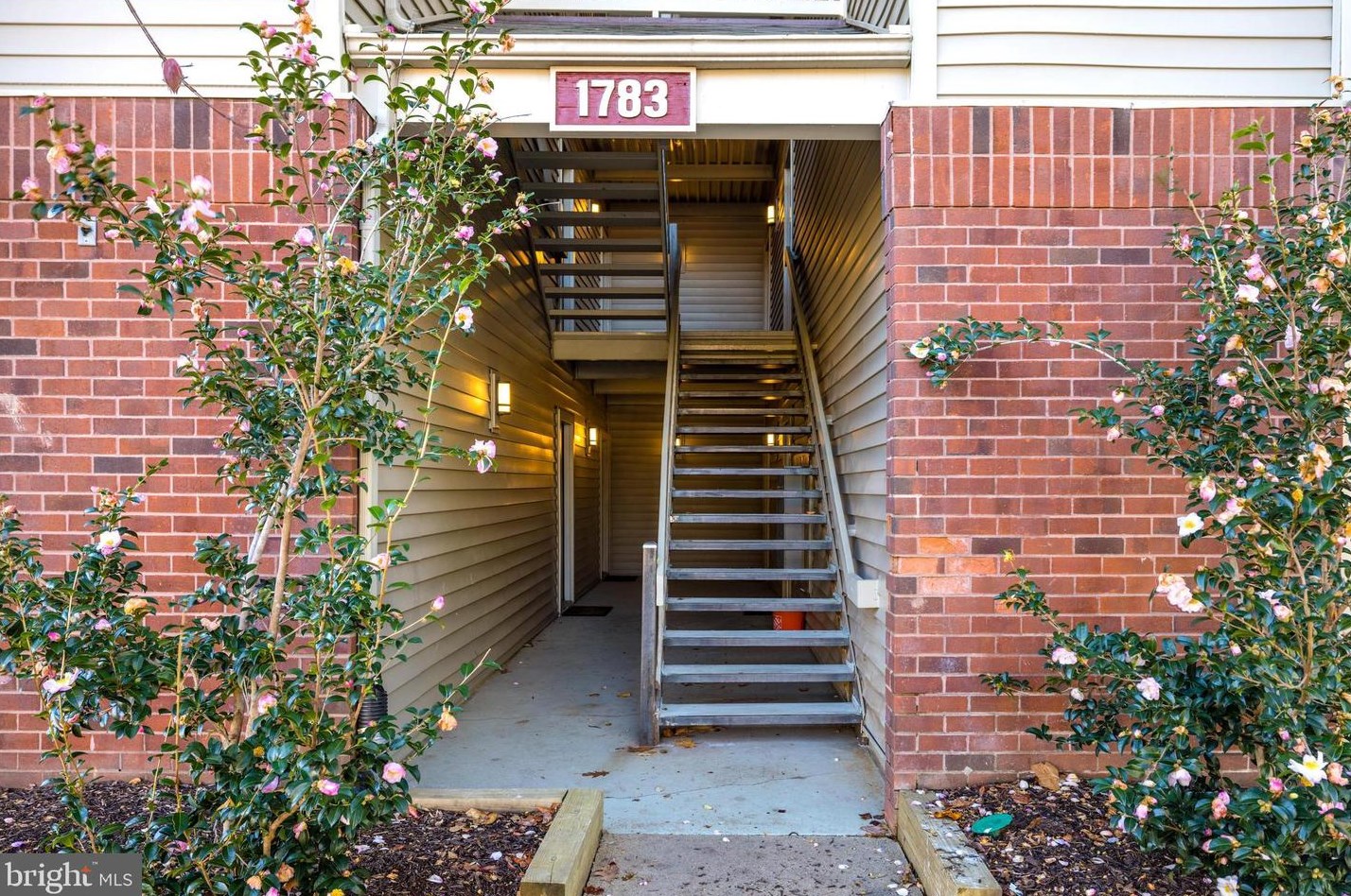 1783 Jonathan Way #1783-i, Herndon, VA 20190