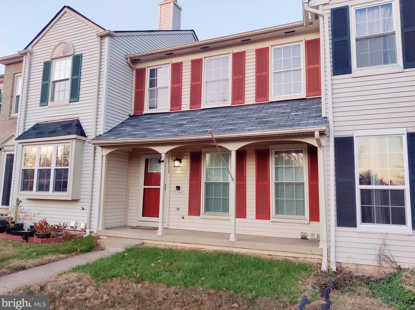 14532 Ravenscar Ct, Centreville, VA 20121