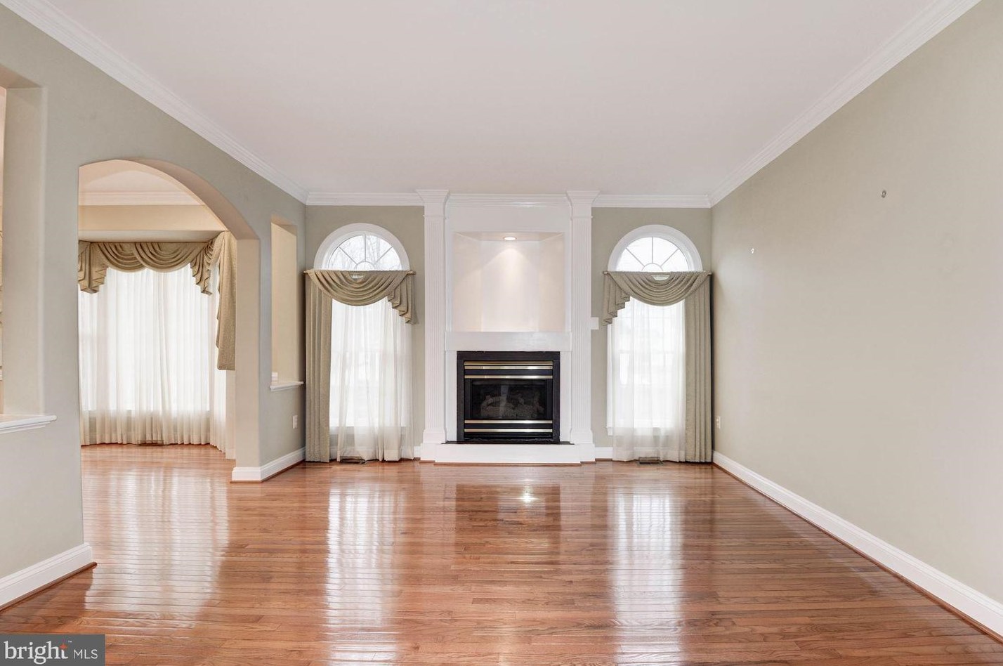 7951 Blitz Ct, Vienna VA  22027-1045 exterior