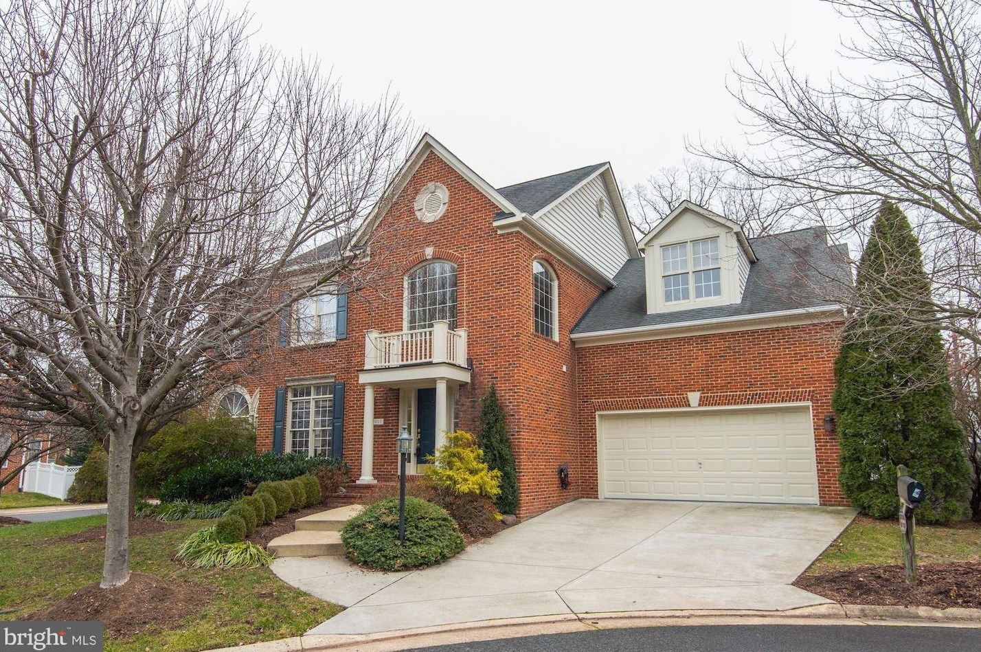 7951 Blitz Ct, Vienna VA  22027-1045 exterior