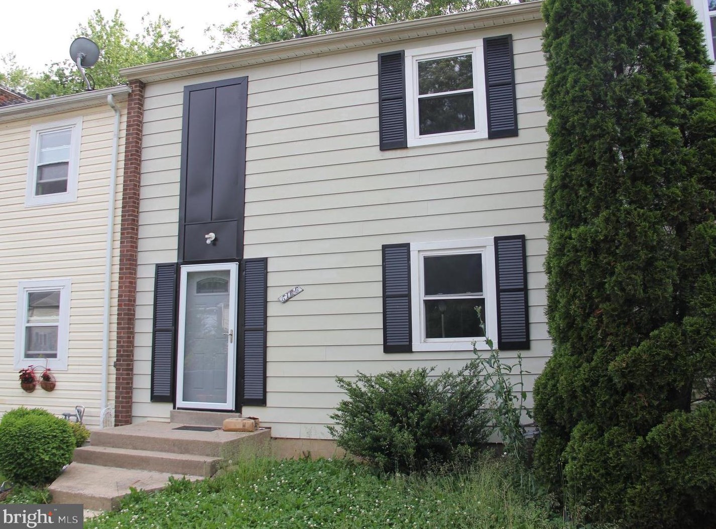 5106 Harford Ln, Springfield, VA 22015