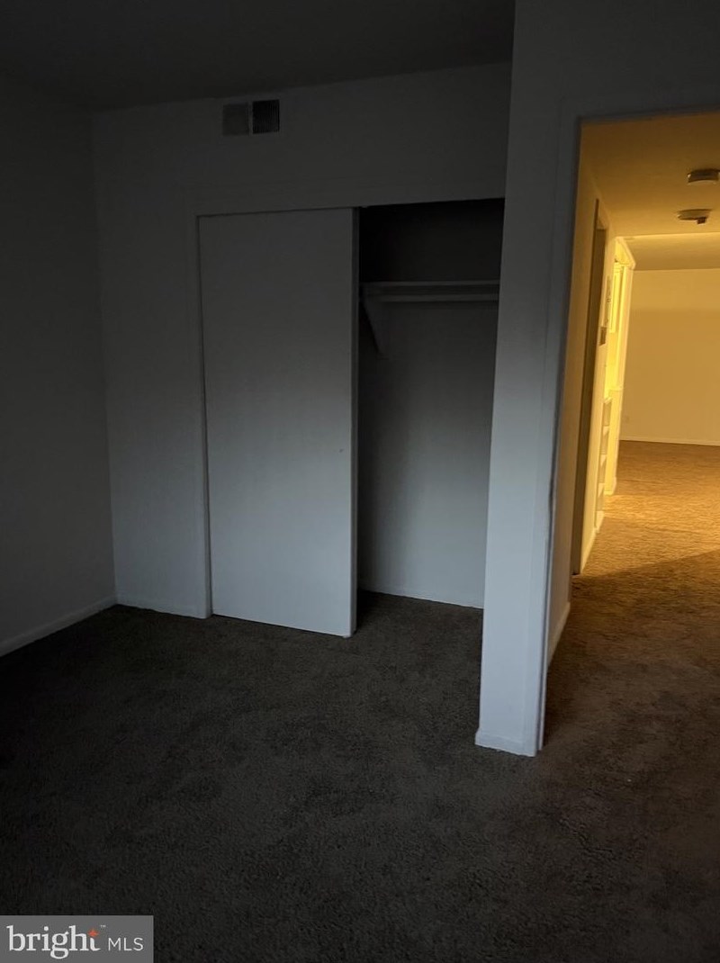 4241 Americana Dr #103, Annandale, VA 22003