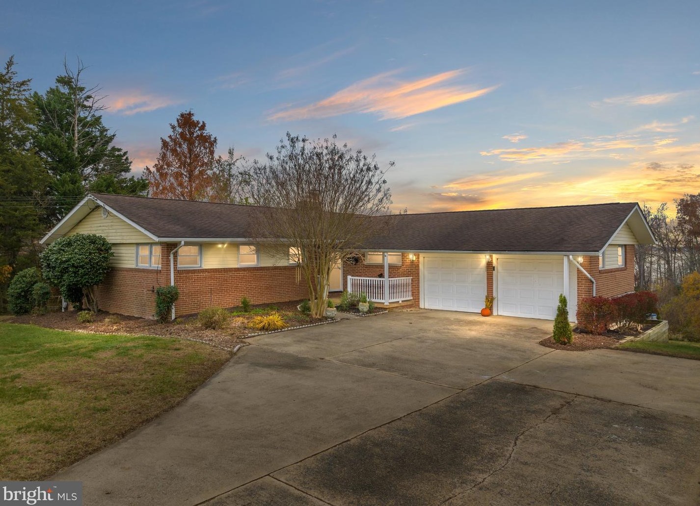 10914 Belmont Blvd, Lorton, VA 22079